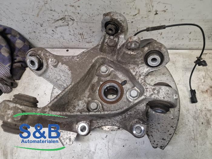 Fusee rechts-achter van een Tesla Model 3 Long Range AWD 75 kWh 2019