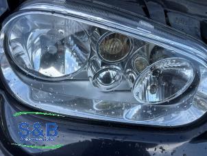 Gebruikte Koplamp rechts Volkswagen Golf IV (1J1) 1.4 16V Prijs € 45,00 Margeregeling aangeboden door Schaap & Bron