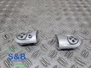 Gebruikte Schakelaar stuurbediening Mini Mini (R56) 1.6 16V Cooper S Prijs € 49,99 Margeregeling aangeboden door Schaap & Bron