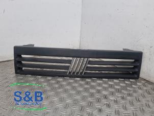 Gebruikte Grille Fiat Panda (141) 1100 IE Prijs € 30,00 Margeregeling aangeboden door Schaap & Bron