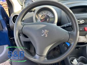 Gebruikte Stuurwiel Peugeot 107 1.0 12V Prijs € 25,00 Margeregeling aangeboden door Schaap & Bron