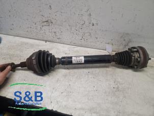 Gebruikte Aandrijfas rechts-voor Volkswagen Golf VI (5K1) 2.0 TSI R 16V 4Motion Prijs € 175,00 Margeregeling aangeboden door Schaap & Bron