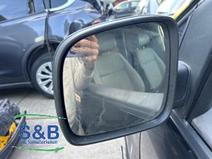 Gebruikte Buitenspiegel links Volkswagen Caddy III (2KA,2KH,2CA,2CH) 2.0 SDI Prijs € 49,99 Margeregeling aangeboden door Schaap & Bron