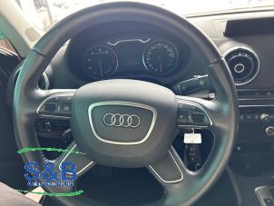 Gebruikte Stuurwiel Audi A3 Limousine (8VS/8VM) 1.4 TFSI ACT 16V Prijs € 50,00 Margeregeling aangeboden door Schaap & Bron