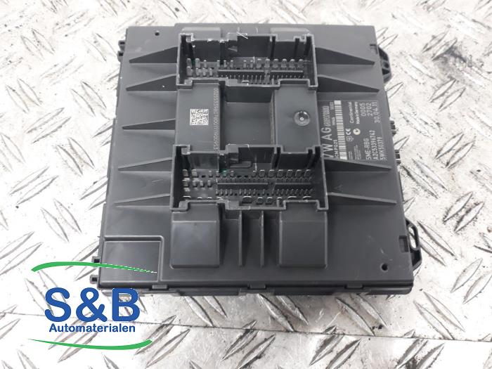 Gebruikte Bodycontrol Module Volkswagen Polo IV (9N1/2/3) 1.2 12V Prijs € 65,00 Margeregeling aangeboden door Schaap & Bron