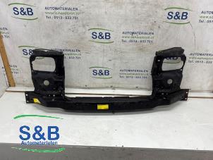 Gebruikte Frontbalk Volkswagen Transporter T4 2.5 TDI Prijs € 150,00 Margeregeling aangeboden door Schaap & Bron