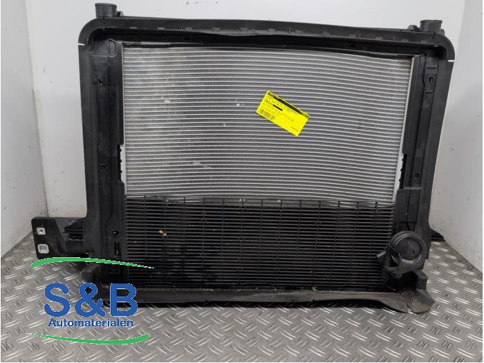 Gebruikte Radiateur Volkswagen ID.Buzz Cargo (EBA) 77 kWh Prijs € 879,99 Margeregeling aangeboden door Schaap & Bron