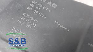 Gebruikte Luchtfilterhuis Skoda Roomster (5J) 1.2 TSI Prijs € 30,00 Margeregeling aangeboden door Schaap & Bron