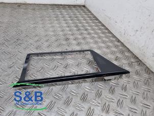 Gebruikte Display Interieur Toyota C-HR (X1,X5) 2.0 16V Hybrid Prijs € 59,99 Margeregeling aangeboden door Schaap & Bron