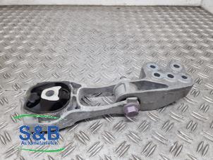 Gebruikte Versnellingsbak Steun Toyota C-HR (X1,X5) 2.0 16V Hybrid Prijs € 35,00 Margeregeling aangeboden door Schaap & Bron