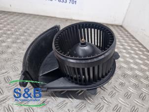 Gebruikte Kachel Ventilatiemotor Renault Master III (MA/MB/MC/MD/MH/MF/MG/MH) 2.3 dCi 145 16V Prijs € 30,00 Margeregeling aangeboden door Schaap & Bron