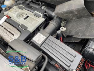 Gebruikte Luchtfilterhuis Volkswagen Touran (1T1/T2) 1.4 16V TSI 140 Prijs € 40,00 Margeregeling aangeboden door Schaap & Bron