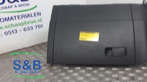 Gebruikte Dashboardkastje Volkswagen Golf Sportsvan (AUVS) 2.0 TDI 150 16V Prijs € 60,00 Margeregeling aangeboden door Schaap & Bron