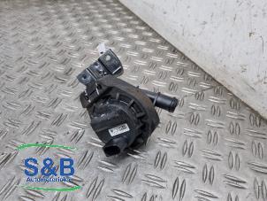 Gebruikte Waterpomp Skoda Enyaq iV Coupe RS Prijs € 64,99 Margeregeling aangeboden door Schaap & Bron