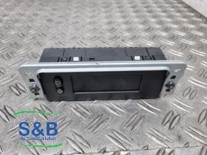 Gebruikte Display Interieur Opel Agila (A) 1.2 16V Prijs € 14,99 Margeregeling aangeboden door Schaap & Bron