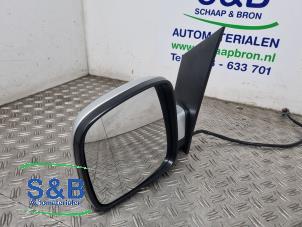 Gebruikte Buitenspiegel links Volkswagen Caddy III (2KA,2KH,2CA,2CH) 1.6 TDI 16V Prijs € 75,00 Margeregeling aangeboden door Schaap & Bron