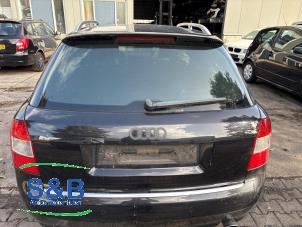 Gebruikte Achterklep Audi A4 Avant (B6) 2.4 V6 30V Prijs € 80,00 Margeregeling aangeboden door Schaap & Bron