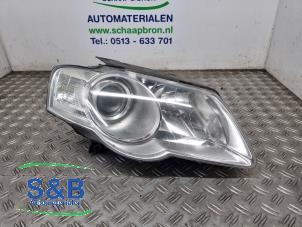 Gebruikte Koplamp rechts Volkswagen Passat Variant (3C5) 1.8 TSI 16V Prijs € 49,99 Margeregeling aangeboden door Schaap & Bron