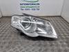 Koplamp rechts van een Volkswagen Passat Variant (3C5), 2005 / 2010 1.8 TSI 16V, Combi/o, Benzine, 1.798cc, 118kW (160pk), FWD, BZB, 2007-05 / 2010-10, 3C5 2008