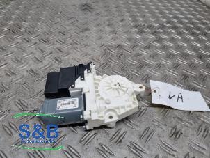 Gebruikte Portierruitmotor Volkswagen Tiguan (5N1/2) 1.4 TSI 16V 4Motion Prijs € 35,00 Margeregeling aangeboden door Schaap & Bron