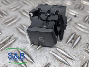 Gebruikte Handrem schakelaar Audi A5 Sportback (F5A/F5F) 2.0 35 TFSI Mild Hybrid 16V Prijs € 14,99 Margeregeling aangeboden door Schaap & Bron