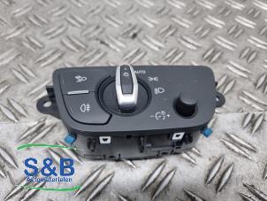 Gebruikte Licht Schakelaar Audi A5 Sportback (F5A/F5F) 2.0 35 TFSI Mild Hybrid 16V Prijs € 39,99 Margeregeling aangeboden door Schaap & Bron