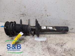 Gebruikte Mac Phersonpoot rechts-voor Volkswagen Touran (5T1) 1.2 TSI Prijs € 75,00 Margeregeling aangeboden door Schaap & Bron