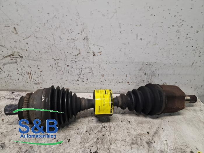 Gebruikte Aandrijfas links-voor Volvo S80 (TR/TS) 2.5 T Turbo 20V Prijs € 70,00 Margeregeling aangeboden door Schaap & Bron