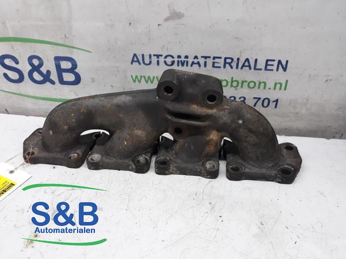Gebruikte Spruitstuk Uitlaat Audi A3 (8L1) Prijs € 70,00 Margeregeling aangeboden door Schaap & Bron