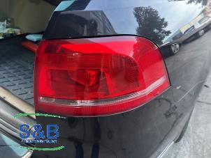 Gebruikte Achterlicht rechts Volkswagen Passat Variant (365) 2.0 TDI 16V 140 Prijs € 65,00 Margeregeling aangeboden door Schaap & Bron