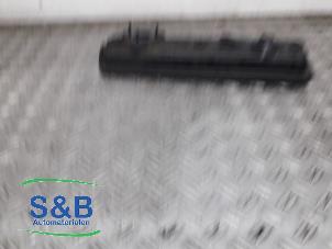 Gebruikte Kleppendeksel Volkswagen Caddy II (9K9A) 1.9 D Prijs € 25,00 Margeregeling aangeboden door Schaap & Bron