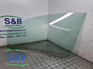 Gebruikte Portierruit 4Deurs links-voor Volkswagen Golf Plus (5M1/1KP) 1.4 16V Prijs € 25,00 Margeregeling aangeboden door Schaap & Bron