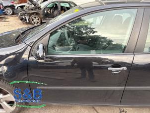Gebruikte Deur 4Deurs links-voor Volkswagen Golf V (1K1) 1.6 FSI 16V Prijs € 45,00 Margeregeling aangeboden door Schaap & Bron