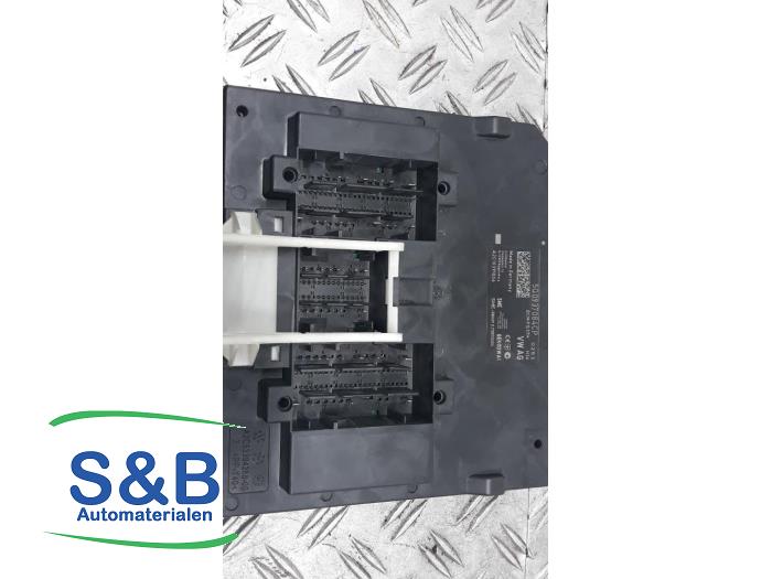 Computer Body Control van een Volkswagen Golf VII (AUA) 1.5 TSI Evo BlueMotion 16V 2018