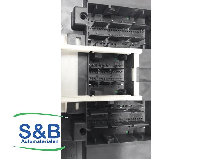 Computer Body Control van een Volkswagen Golf VII (AUA) 1.5 TSI Evo BlueMotion 16V 2018