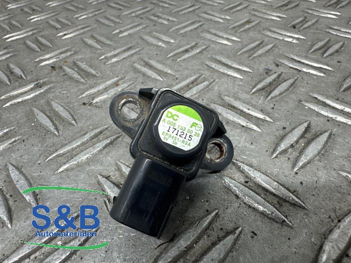 Gebruikte Druksensor Mercedes Sprinter 3,5t (906.63) 319 CDI,BlueTEC V6 24V Prijs € 10,00 Margeregeling aangeboden door Schaap & Bron