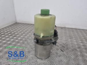 Gebruikte Servopomp Volkswagen Polo V (6R) 1.2 12V Prijs € 75,00 Margeregeling aangeboden door Schaap & Bron