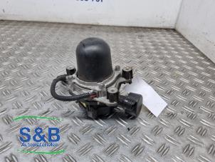 Gebruikte Secundaire Pomp Citroen C2 (JM) 1.4 Prijs € 29,99 Margeregeling aangeboden door Schaap & Bron