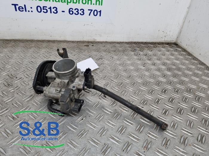 Gebruikte Gasklephuis Hyundai i20 1.2i 16V Prijs € 29,99 Margeregeling aangeboden door Schaap & Bron