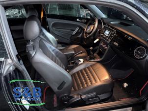 Gebruikte Stoel rechts Volkswagen Beetle (16AB) 1.2 TSI Prijs € 125,00 Margeregeling aangeboden door Schaap & Bron