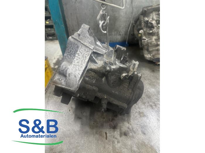 Versnellingsbak van een Skoda Fabia II (5J) 1.2i 2009