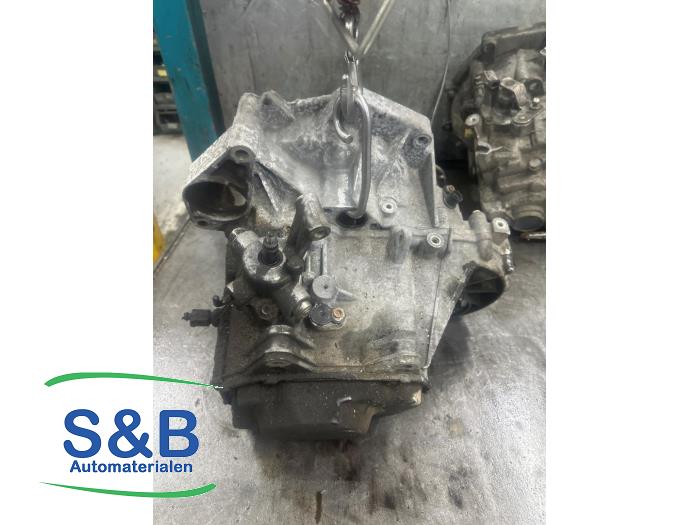 Versnellingsbak van een Skoda Fabia II (5J) 1.2i 2009