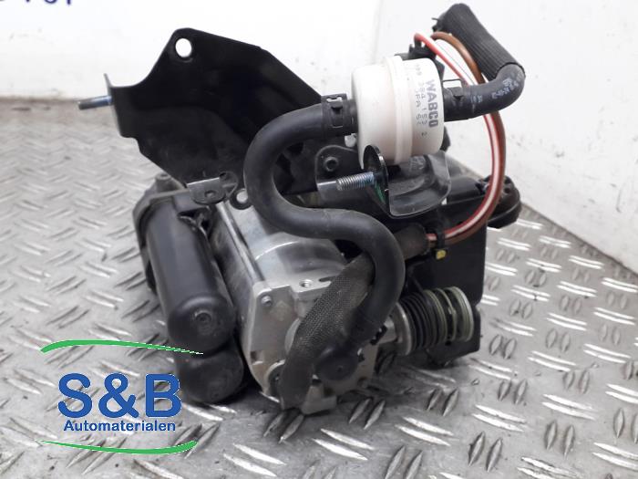 Compressor van een Volkswagen Touareg 3.0 TDI V6 24V 2019