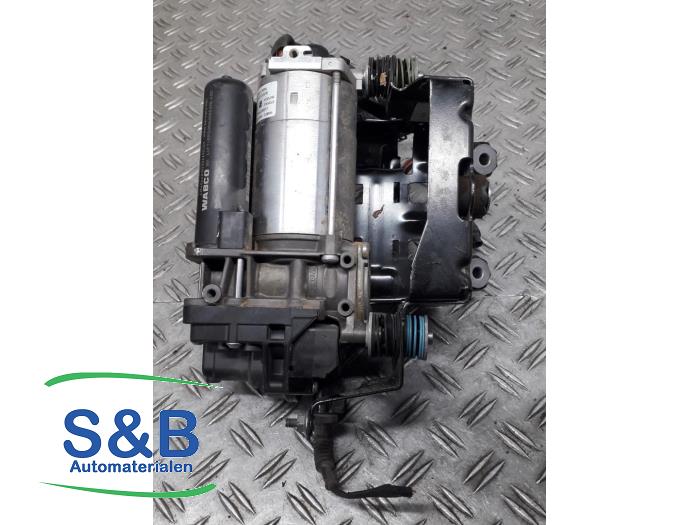 Compressor van een Volkswagen Touareg 3.0 TDI V6 24V 2019