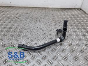 Gebruikte Koelwaterslang Audi E-tron (GEN) 50 quattro Prijs € 24,99 Margeregeling aangeboden door Schaap & Bron