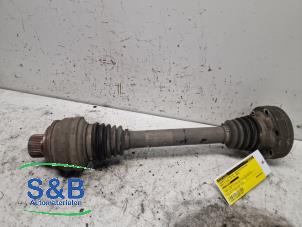 Gebruikte Aandrijfas rechts-achter Audi E-tron (GEN) 50 quattro Prijs € 90,00 Margeregeling aangeboden door Schaap & Bron