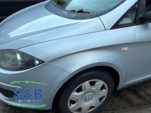 Gebruikte Voorscherm links Seat Altea (5P1) 1.4 16V Prijs € 75,00 Margeregeling aangeboden door Schaap & Bron