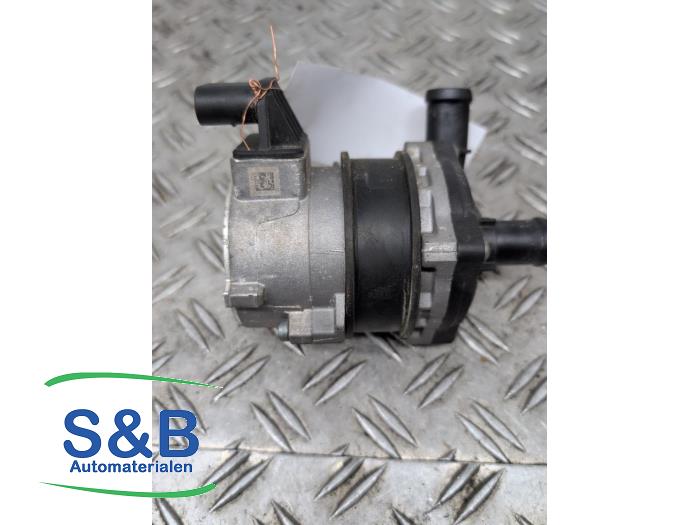 Gebruikte Waterpomp Audi e-tron (GEN) 50 quattro Prijs € 79,99 Margeregeling aangeboden door Schaap & Bron