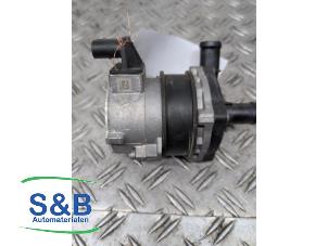 Gebruikte Waterpomp Audi E-tron (GEN) 50 quattro Prijs € 79,99 Margeregeling aangeboden door Schaap & Bron