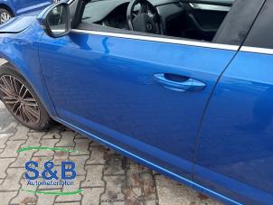 Gebruikte Portier 4Deurs links-voor Skoda Octavia Combi (5EAC) 1.6 TDI GreenTec 16V Prijs € 375,00 Margeregeling aangeboden door Schaap & Bron